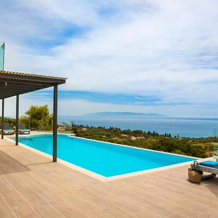 New Villa Blue With Private Pool At Trapezaki Livathos  Buitenkant foto