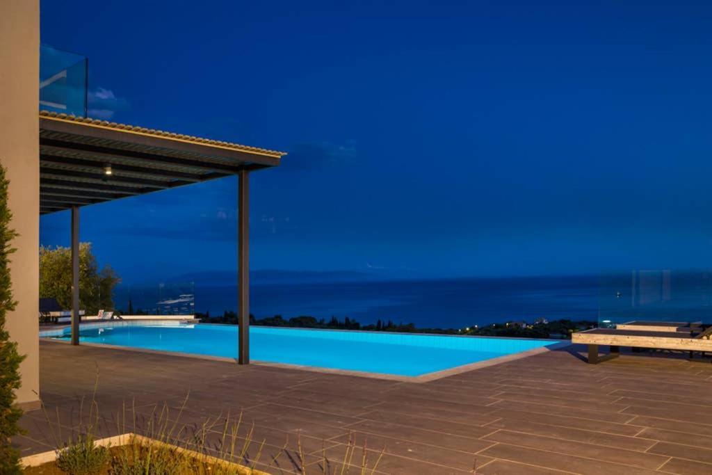 New Villa Blue With Private Pool At Trapezaki Livathos  Buitenkant foto