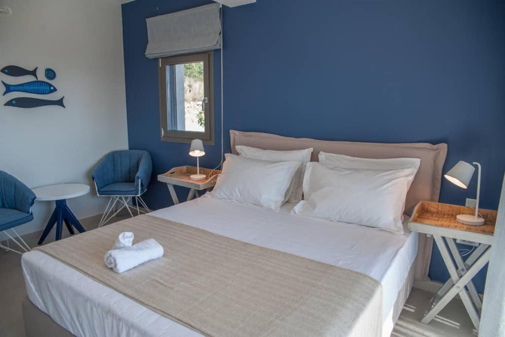 New Villa Blue With Private Pool At Trapezaki Livathos  Buitenkant foto